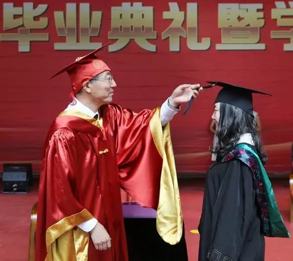 中国农业大学毕业证(中国农业大学毕业证英文)