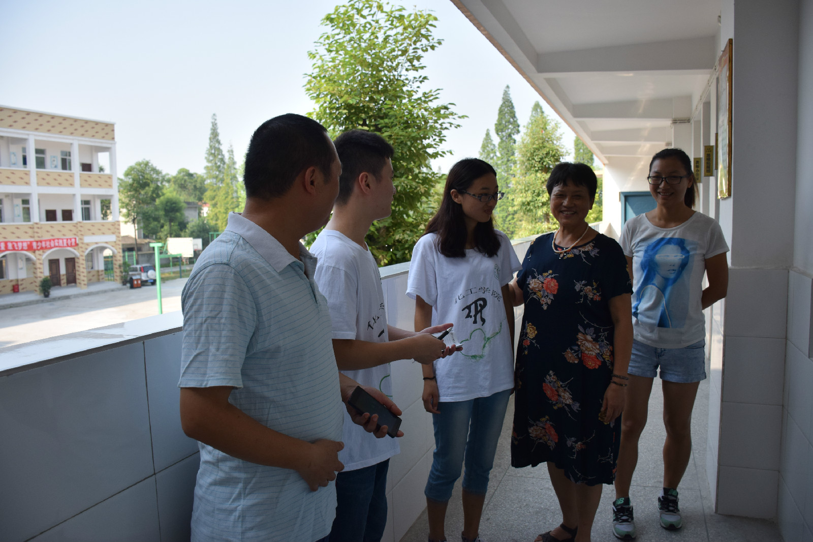 西南财经大学毕业证(西南财经大学毕业证发放时间)